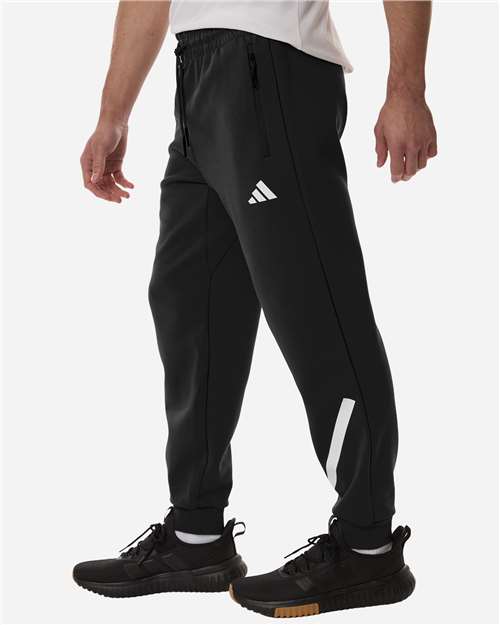 Men's Z.N.E Joggers – On Model – Side