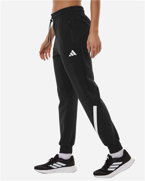 Women's Z.N.E Joggers – On Model – Side