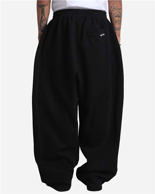 Unisex Balloon Fleece Pants – On Model – Back