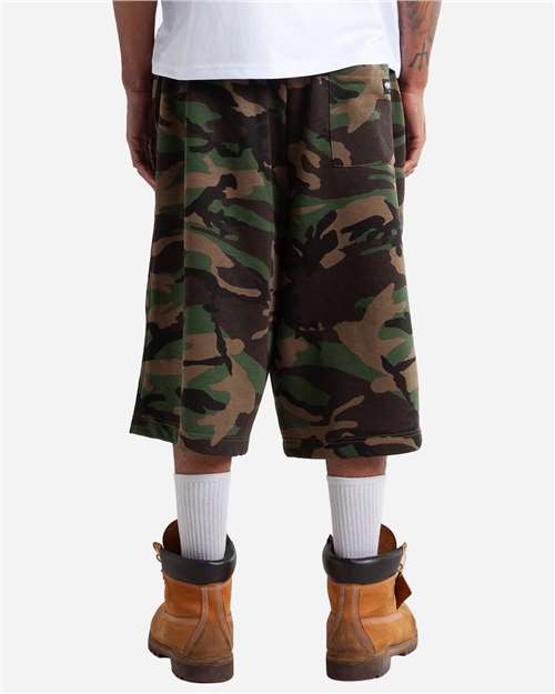 Unisex Baggy Fleece Shorts – On Model – Back