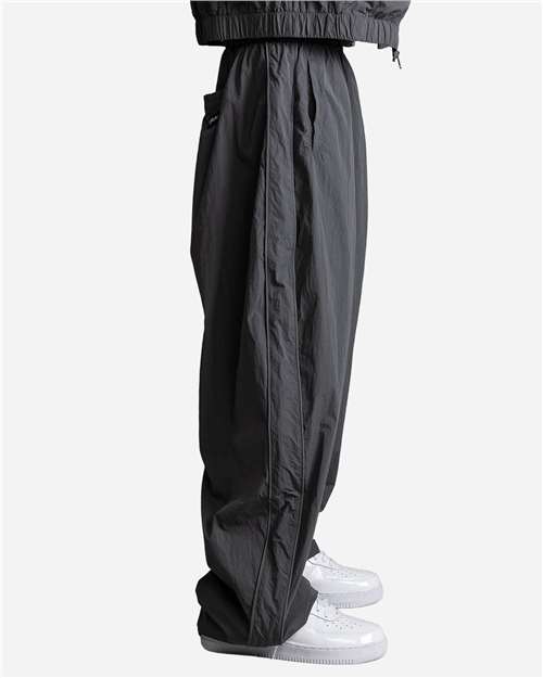 Unisex Wind OPPS Reflective Balloon Pants – On Model – Side