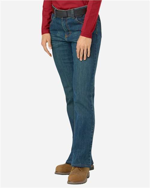 Women's Extended Sizes Stretch Jeans – On Model – Side