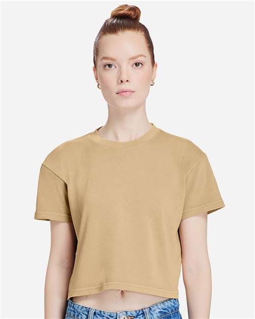 Women's Garment-Dyed Urban Cropped Tee – On Model