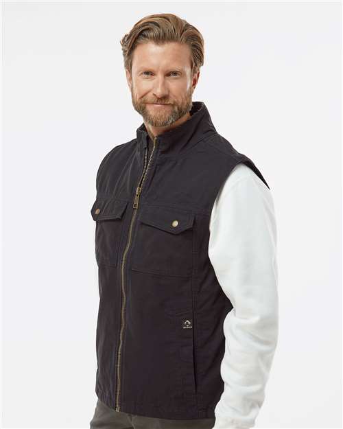 Men's Trek Canyon Cloth™ Vest – On Model – Side