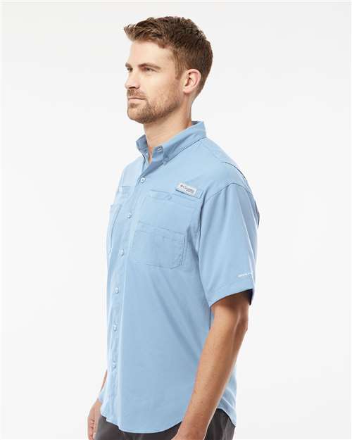 Men's PFG Tamiami™ II Short Sleeve Shirt – On Model – Side
