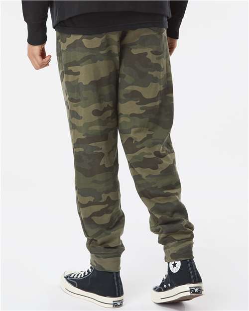 Men's Midweight Fleece Sweatpants – On Model – Back
