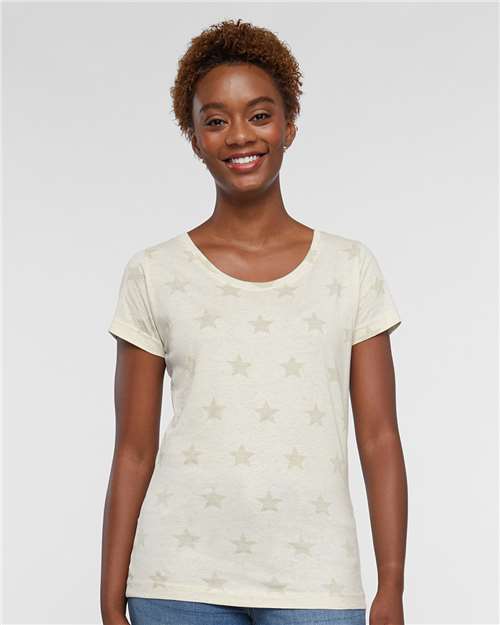 Women's Star Print Scoop Neck Tee – On Model