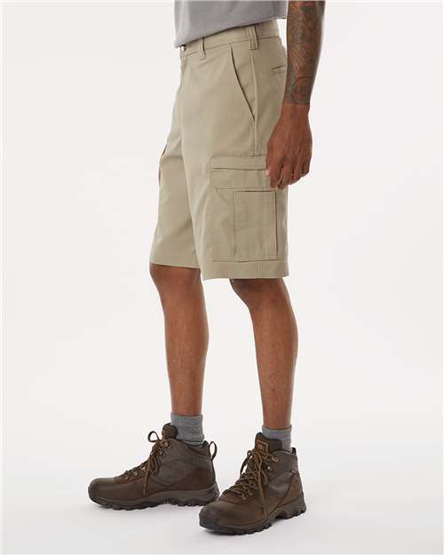 Men's Premium 11" Industrial Cargo Shorts – On Model – Side