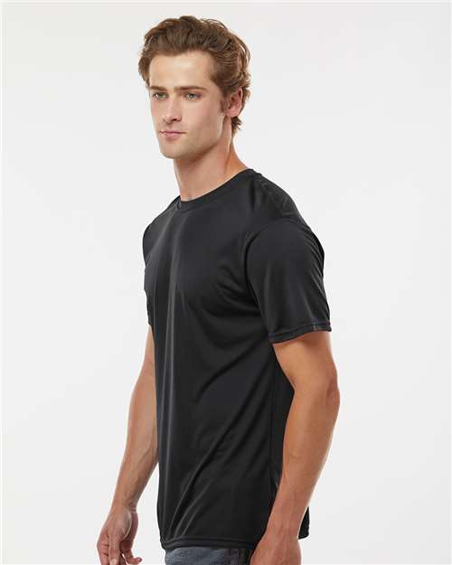Men's Momentum T-Shirt – On Model – Side