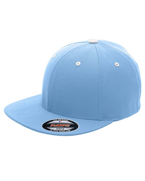 Pro-Formance® Contrast Eyelets Cap